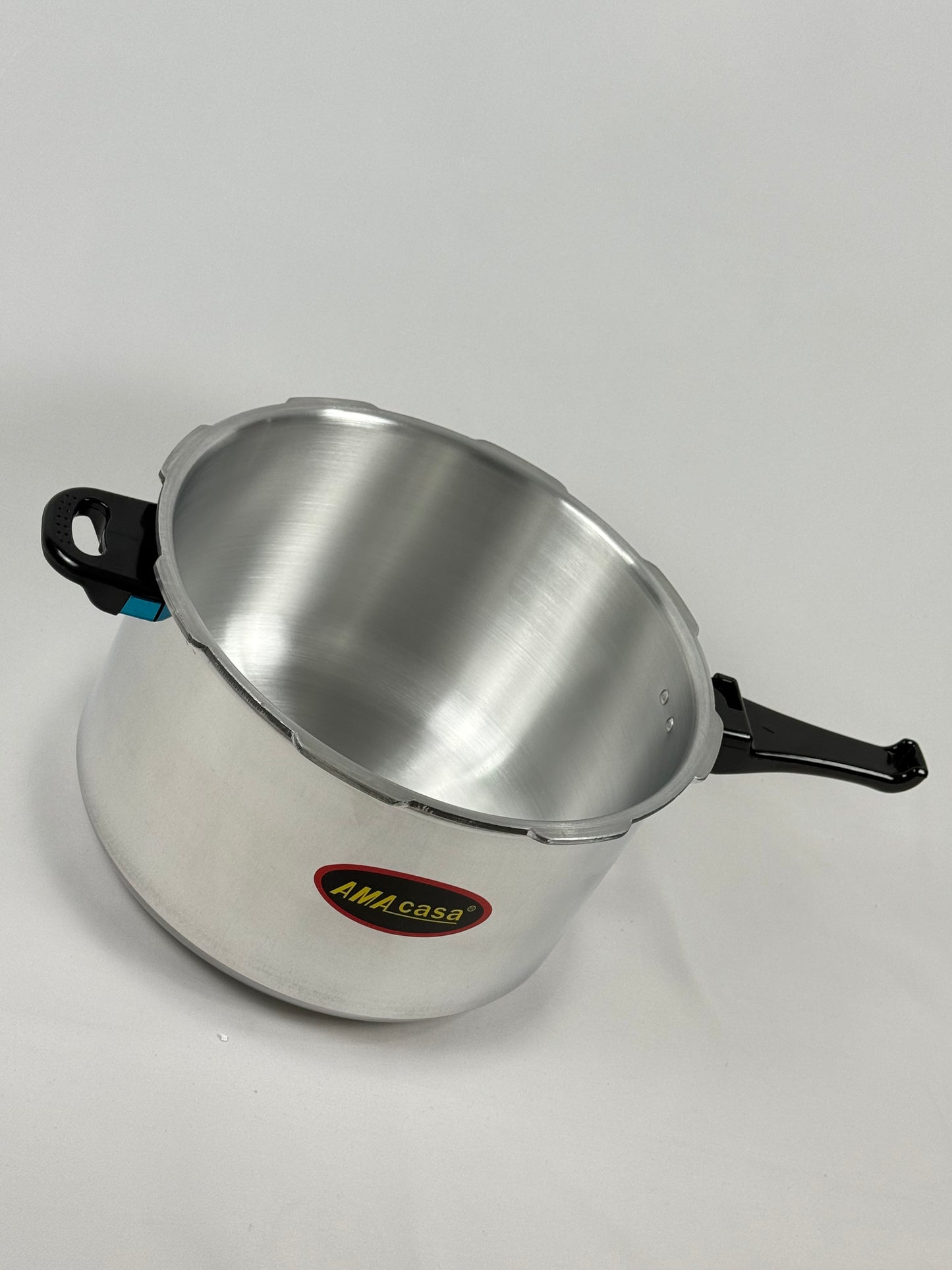 AMA casa pressure cooker