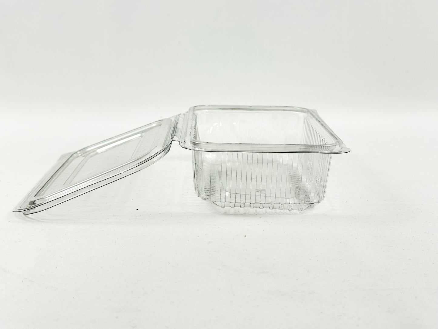 Clear Plastic Conatiner 750cc X 300Pcs